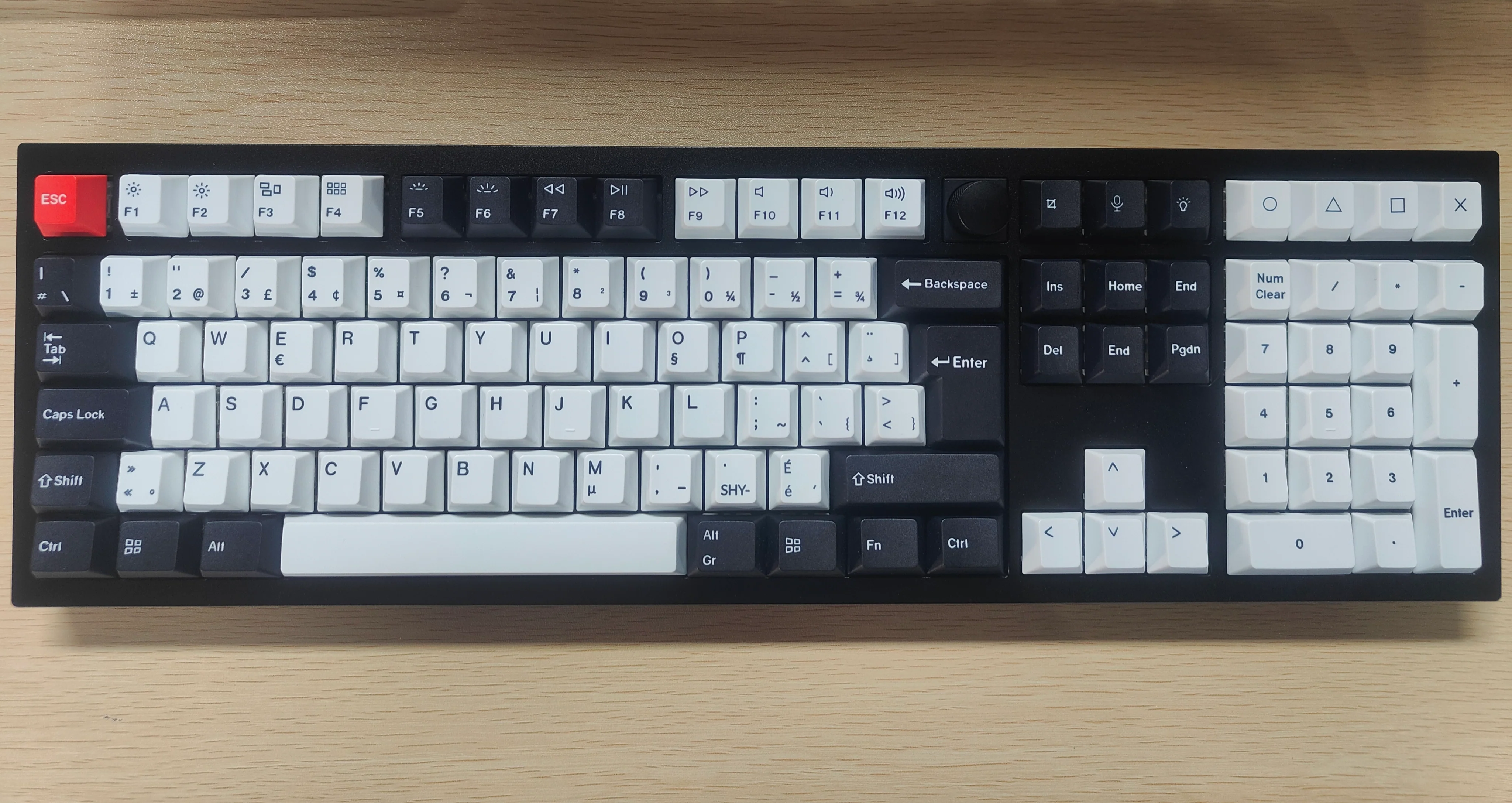 ISO Cherry Profile Dye-Sub PBT Full Keycap Set - Black and White - Image 12